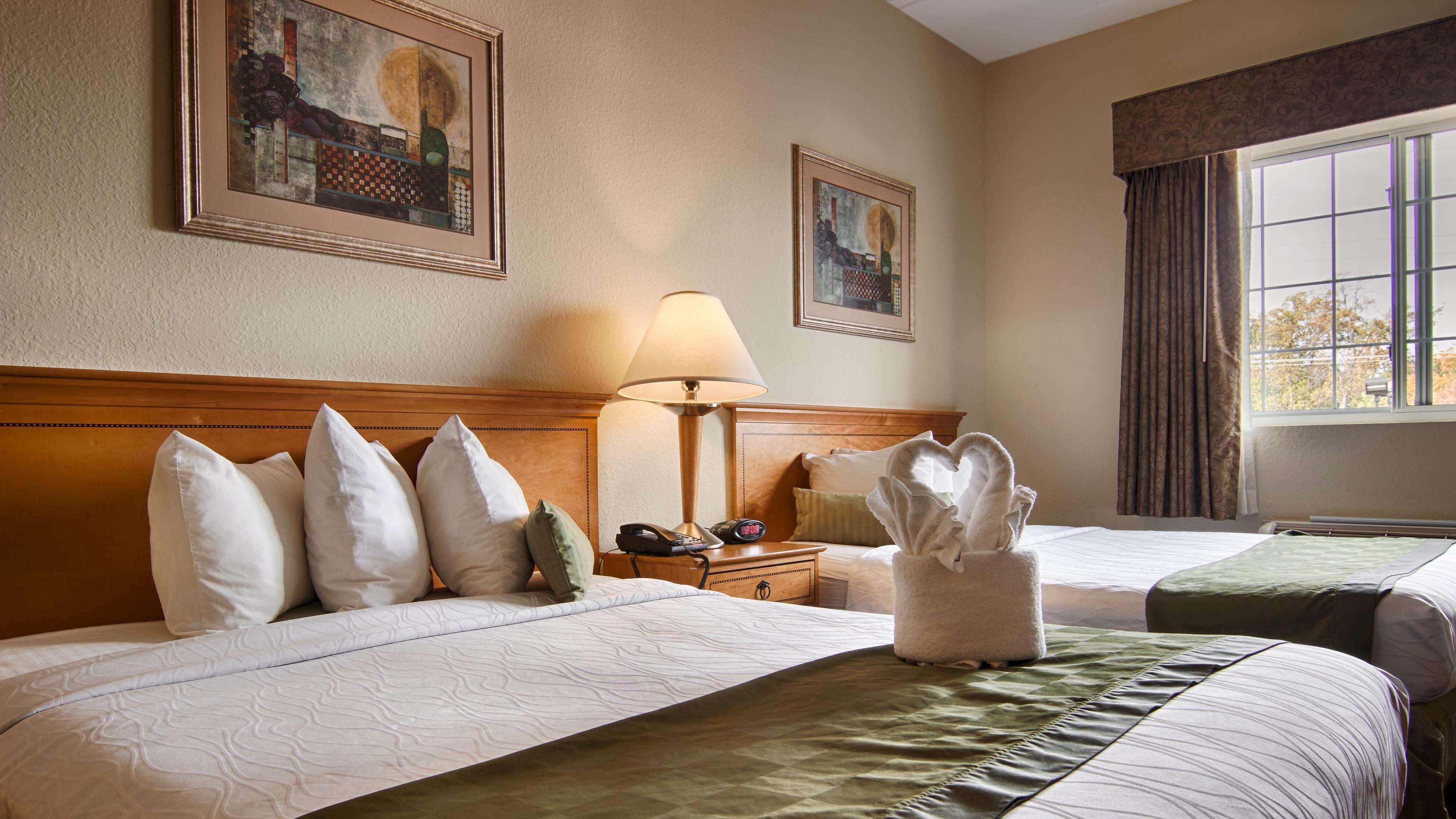 Best Western Plus Newport News Bagian luar foto