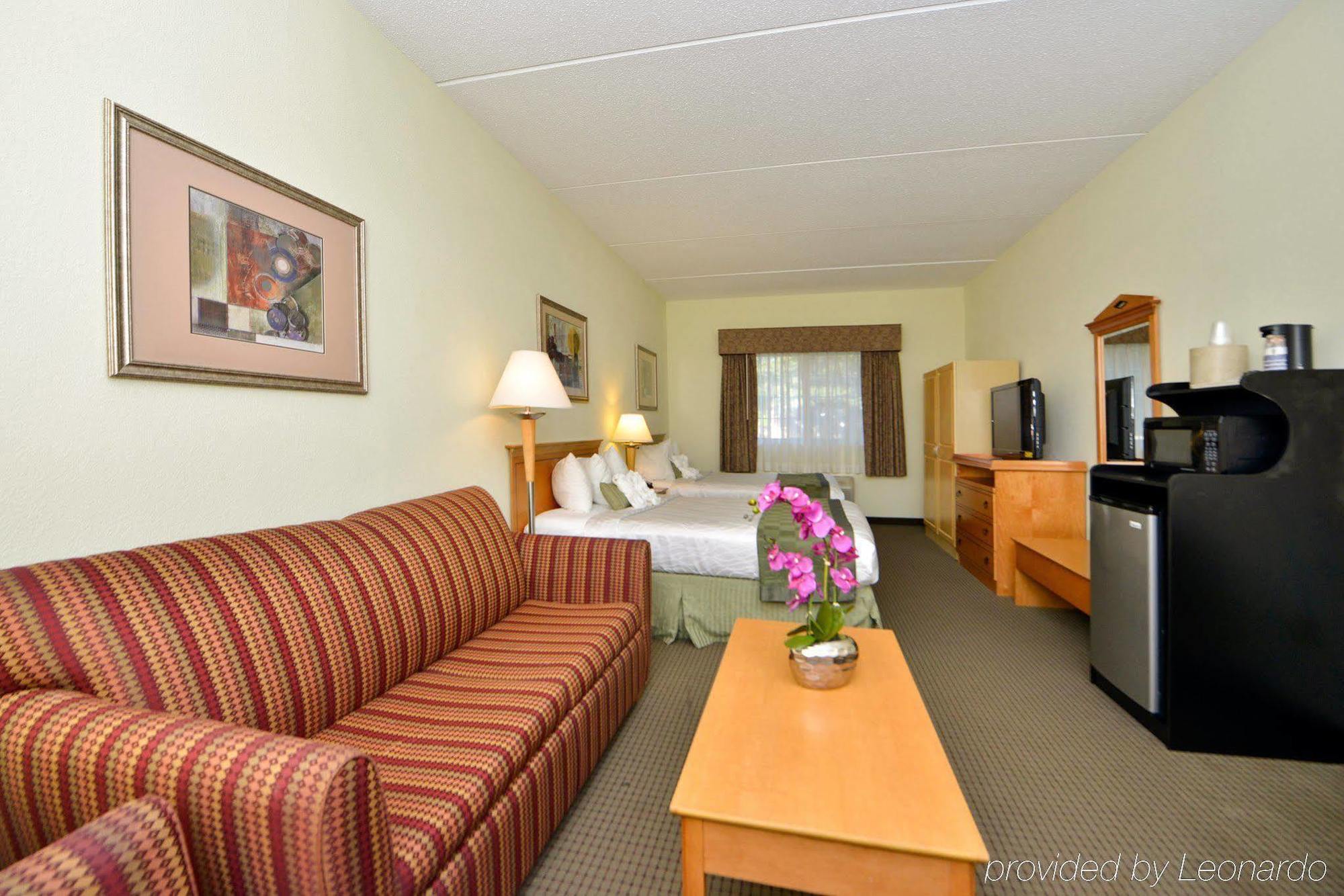 Best Western Plus Newport News Bagian luar foto