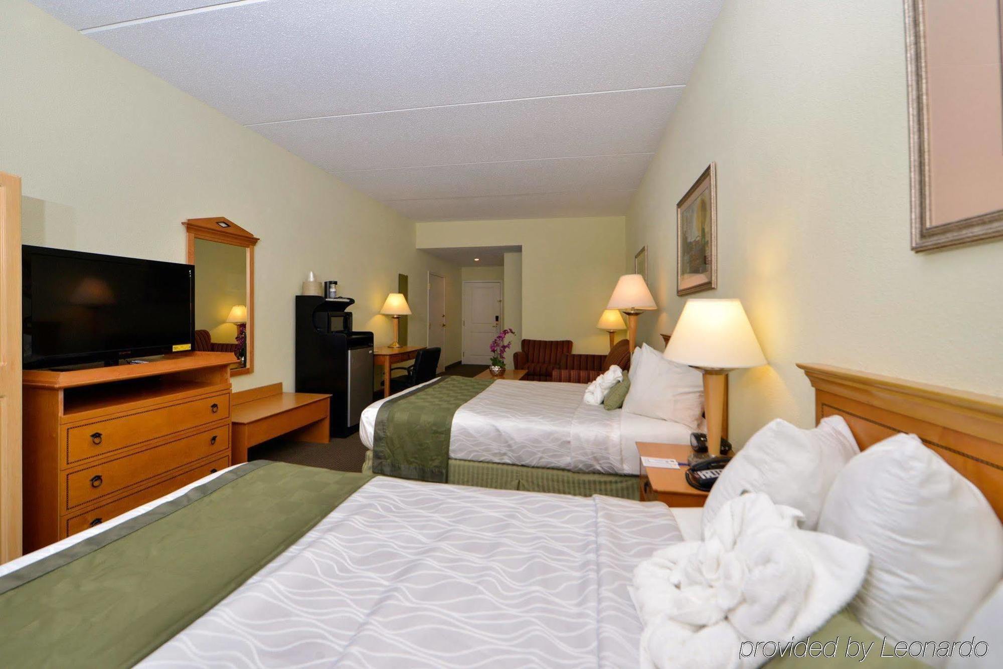 Best Western Plus Newport News Bagian luar foto